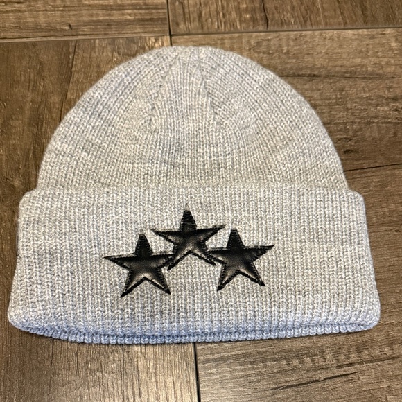 New Amiri Gray Knit Beanie with Black Stars Stocking Hat Adult Size - Picture 1 of 3